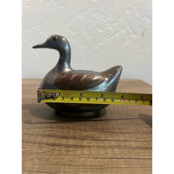Vintage Metal Duck Trinket Box with Copper Leaf Inlay 6” Collectible - Picture 8 of 9